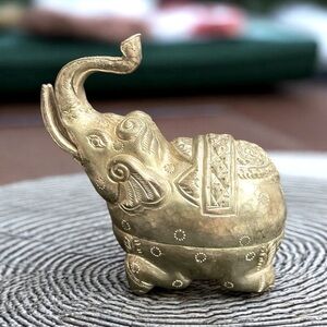 Vintage South East Asian Thai Burmese
Silverplated Brass Elephant
Form Betel Box